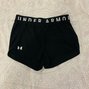 Under Armour Women’s Play Up Shorts - S